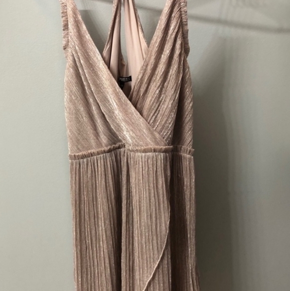 Express Dresses & Skirts - EXPRESS Rose Gold mini party dress